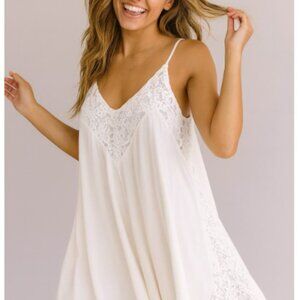 Love Culture Cami Dress White Layered Lace Trim Flowy NWT Womens Size L
